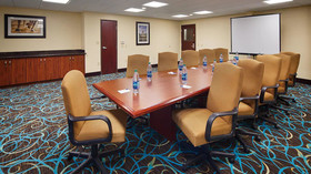 Days Inn & Suites by Wyndham Sam Houston Tollway