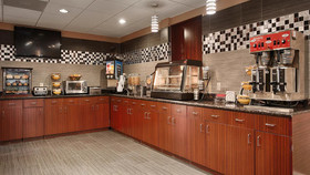 Days Inn & Suites by Wyndham Sam Houston Tollway