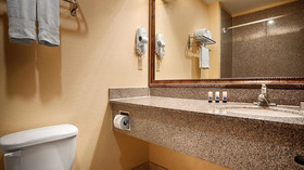 Days Inn & Suites by Wyndham Sam Houston Tollway