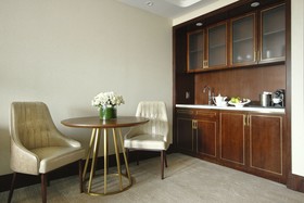 Blossom Hotel Houston