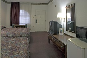Budget Host Hempstead Inn
