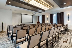 Cambria Hotel Houston Downtown Convention Center