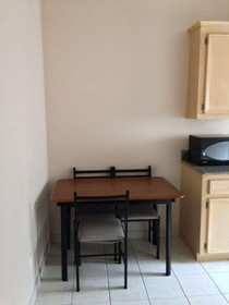 Camelot Inn & Suites