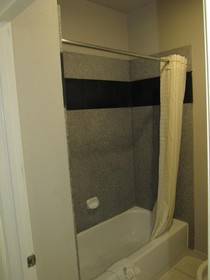 Camelot Inn & Suites