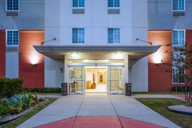 Candlewood Suites Houston I-10 East