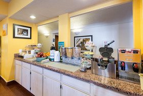Quality Inn & Suites West Chase