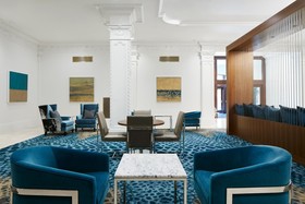 Club Quarters Hotel Houston