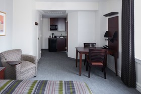 Club Quarters Hotel Houston