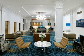 Club Quarters Hotel Houston