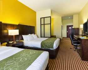Days Inn & Suites by Wyndham Houston / West Energy Corridor