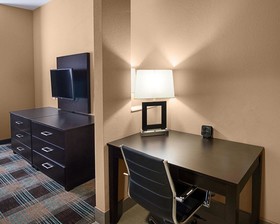 Comfort Suites Houston (Clay Road)