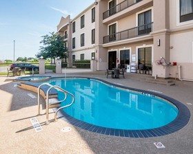 Comfort Suites Houston (Clay Road)