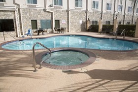 Comfort Suites Houston IAH Airport - Beltway 8