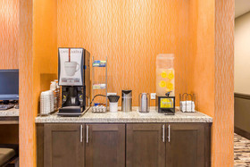 Comfort Suites Near Sam Houston Race Park