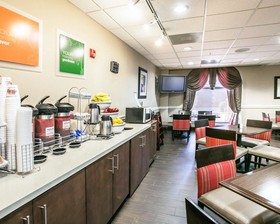 Comfort Suites Willowbrook