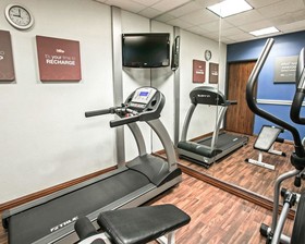 Comfort Suites Willowbrook