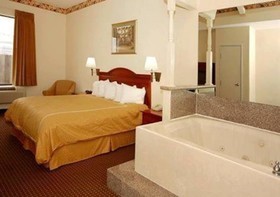 Comfort Suites near Texas Medical Center – NRG Stadium