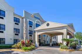 Comfort Suites Near the Galleria
