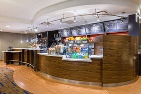 Courtyard by Marriott Houston by the Galleria