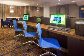 Courtyard by Marriott Houston by the Galleria