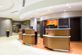 Courtyard by Marriott Houston by the Galleria