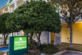 HomeTowne Studios Houston - West Oaks