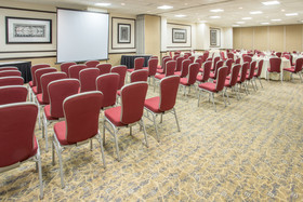 Crowne Plaza Suites Houston - Near Sugar Land