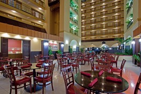 Crowne Plaza Suites Houston - Near Sugar Land
