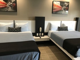 Crystal Inn