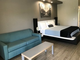 Crystal Inn