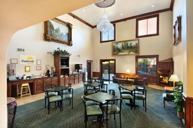 Days Inn & Suites by Wyndham Houston North/Aldine