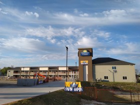 Days Inn & Suites by Wyndham Downtown/University of Houston