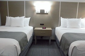 Days Inn & Suites by Wyndham Houston NW Cypress