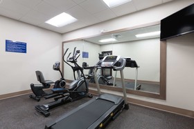Days Inn & Suites by Wyndham Houston NW Cypress
