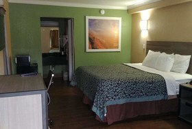 Days Inn by Wyndham Houston East