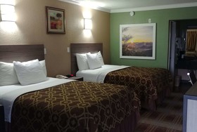Days Inn by Wyndham Houston East