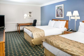 Days Inn by Wyndham Houston