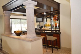 DoubleTree by Hilton Hotel Houston Hobby Airport