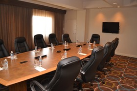 DoubleTree by Hilton Hotel Houston Hobby Airport