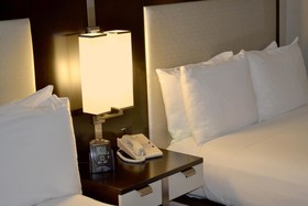 DoubleTree by Hilton Hotel Houston Hobby Airport