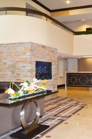 DoubleTree by Hilton Hotel Houston Hobby Airport