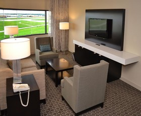 DoubleTree by Hilton Hotel Houston Hobby Airport