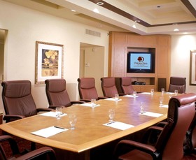 DoubleTree by Hilton Hotel Houston Hobby Airport