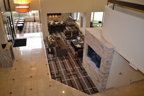 DoubleTree by Hilton Hotel Houston Hobby Airport