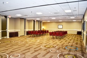 DoubleTree by Hilton Hotel Houston Hobby Airport