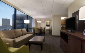 DoubleTree by Hilton Houston Medical Center Hotel & Suites