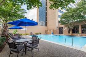 DoubleTree by Hilton Houston Medical Center Hotel & Suites