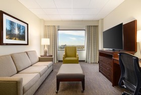 DoubleTree by Hilton Houston Medical Center Hotel & Suites