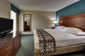 Sonesta Essential Houston Hobby Airport