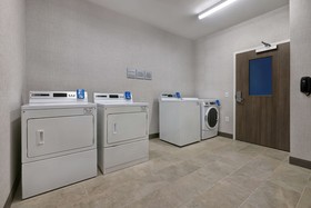 Hampton Inn & Suites Houston East Beltway 8